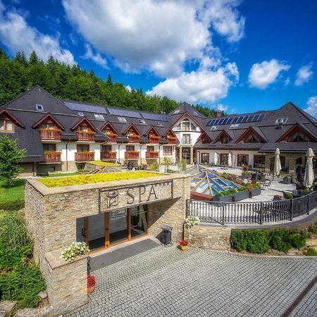 Hotel & Spa Czarny Gron Rzyki Bagian luar foto