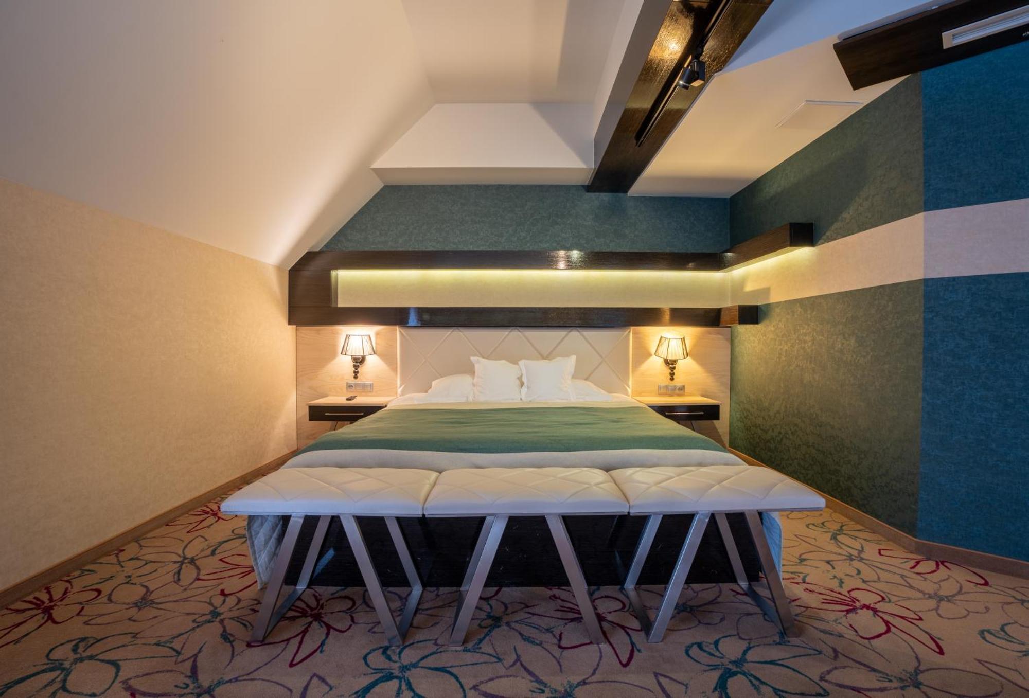 Hotel & Spa Czarny Gron Rzyki Ruang foto