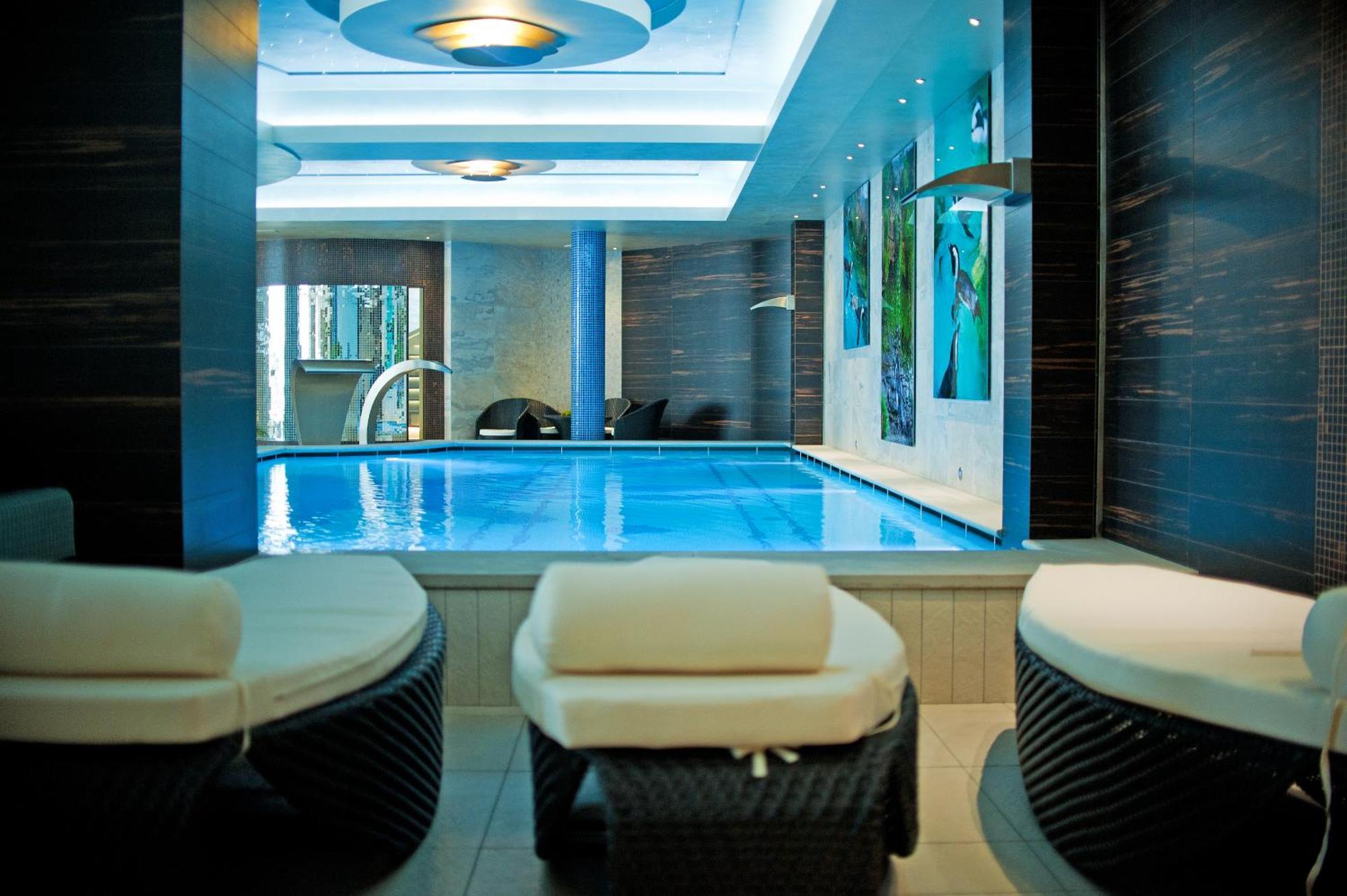 Hotel & Spa Czarny Gron Rzyki Bagian luar foto