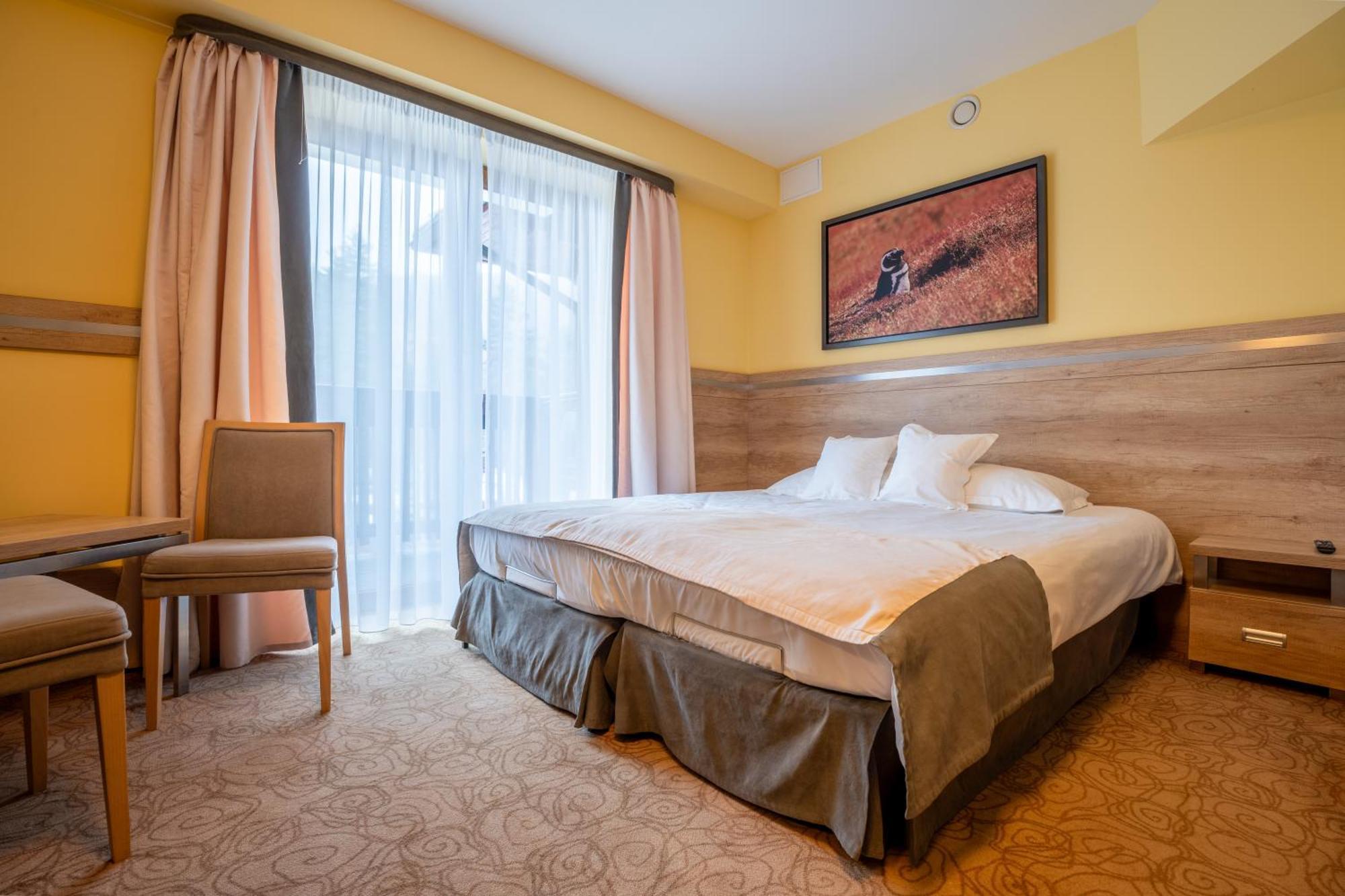 Hotel & Spa Czarny Gron Rzyki Ruang foto
