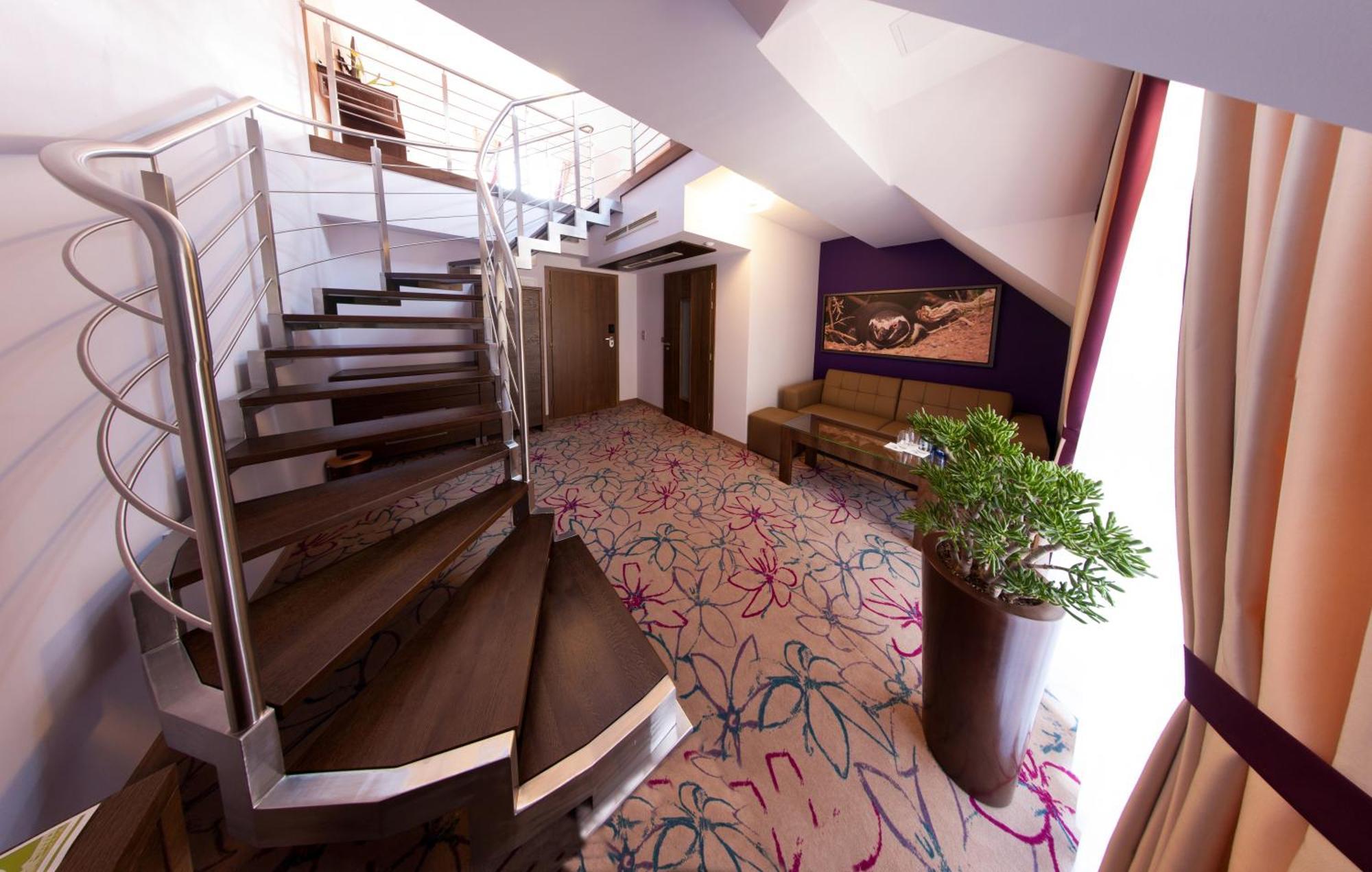 Hotel & Spa Czarny Gron Rzyki Ruang foto